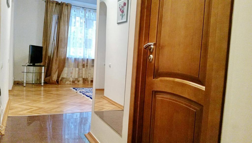 מינסק Apartment On Myasnikova 34 מראה חיצוני תמונה