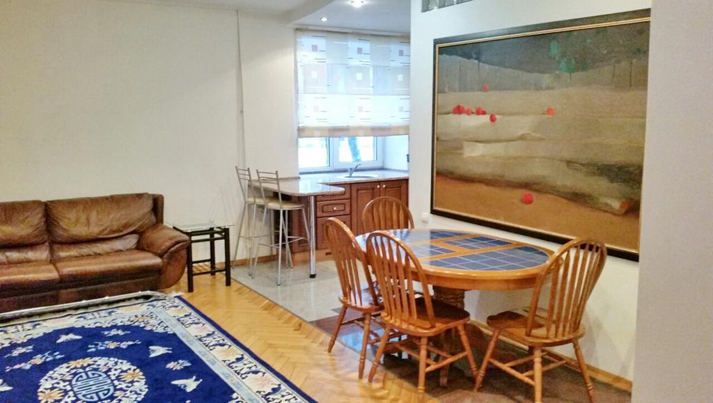 מינסק Apartment On Myasnikova 34 מראה חיצוני תמונה