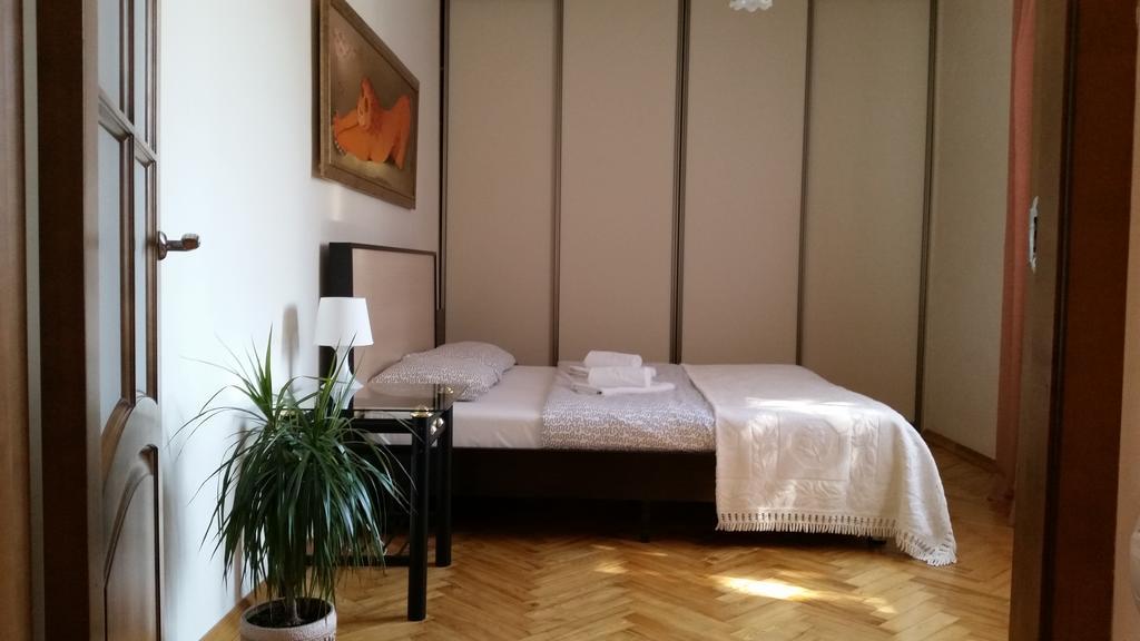 מינסק Apartment On Myasnikova 34 מראה חיצוני תמונה