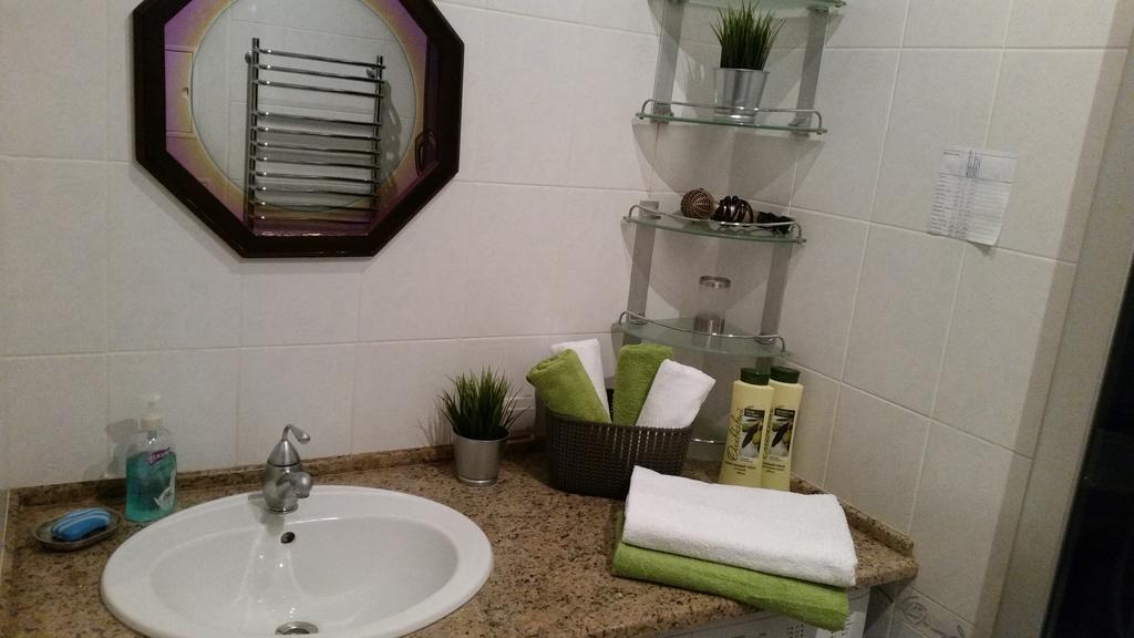 מינסק Apartment On Myasnikova 34 מראה חיצוני תמונה